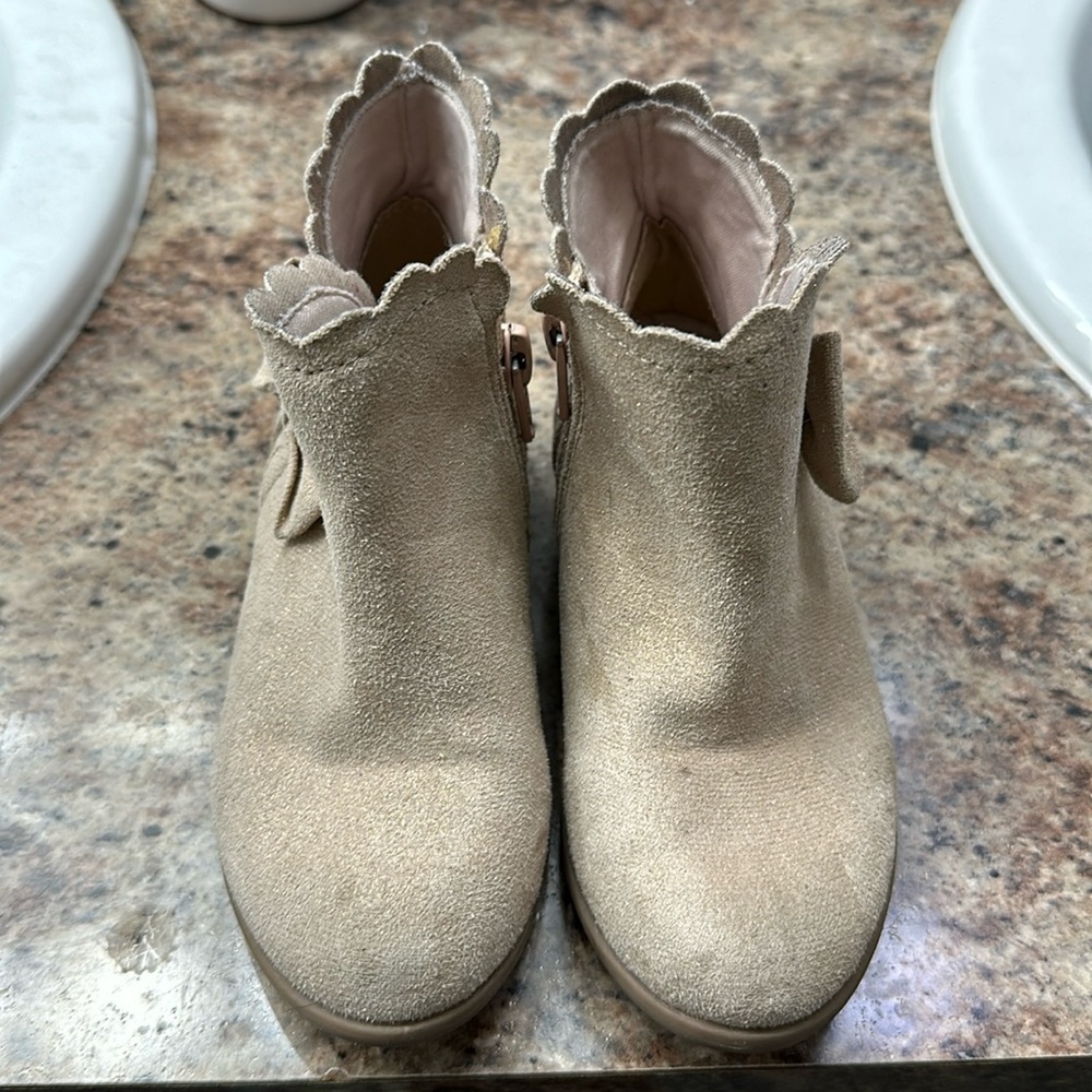 Little girls size nine gold boots